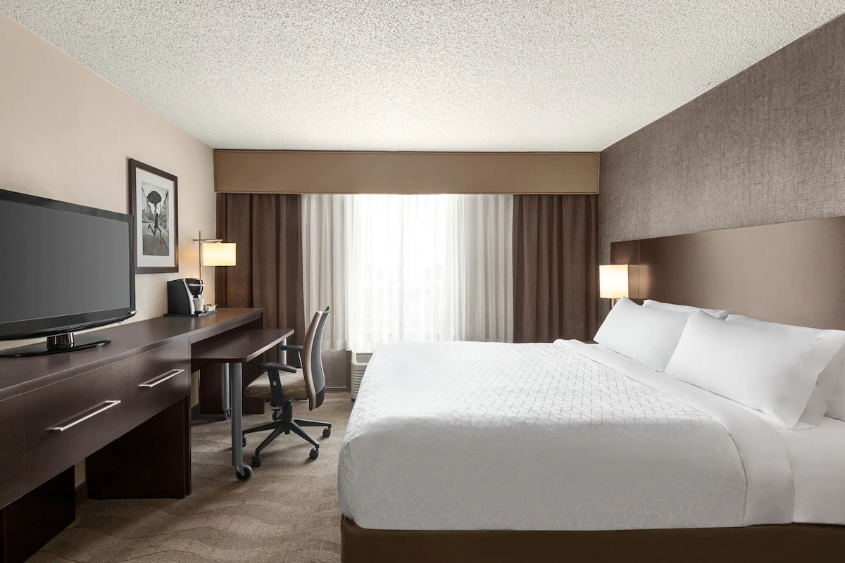 Holiday Inn Boston gallery 1
